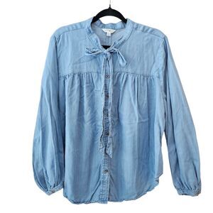Terra & Sky Light Blue Chambray Blouse with Bow Detail at Collar, size 1X